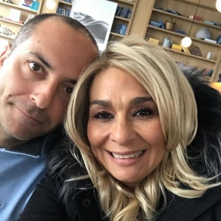 Mary Sciarrone was wearing black jacket and giving smile and clicked a photo with her husband.